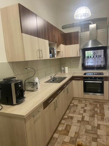 Petoefi House Appartement Szeged Buitenkant foto